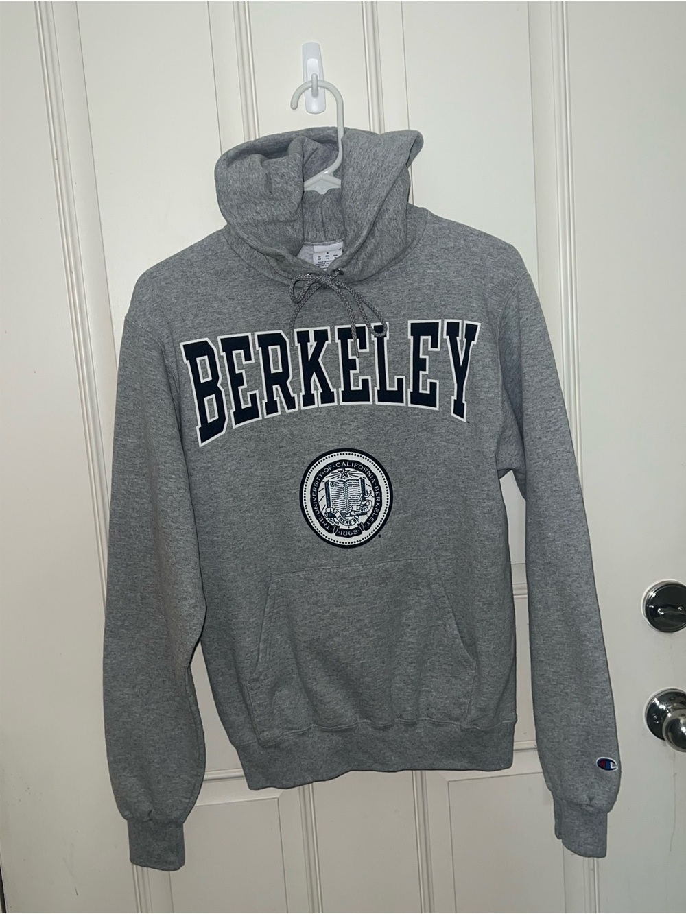 UC Berkeley Collegiate Preppy Academia Unisex Sz Small Hoodie